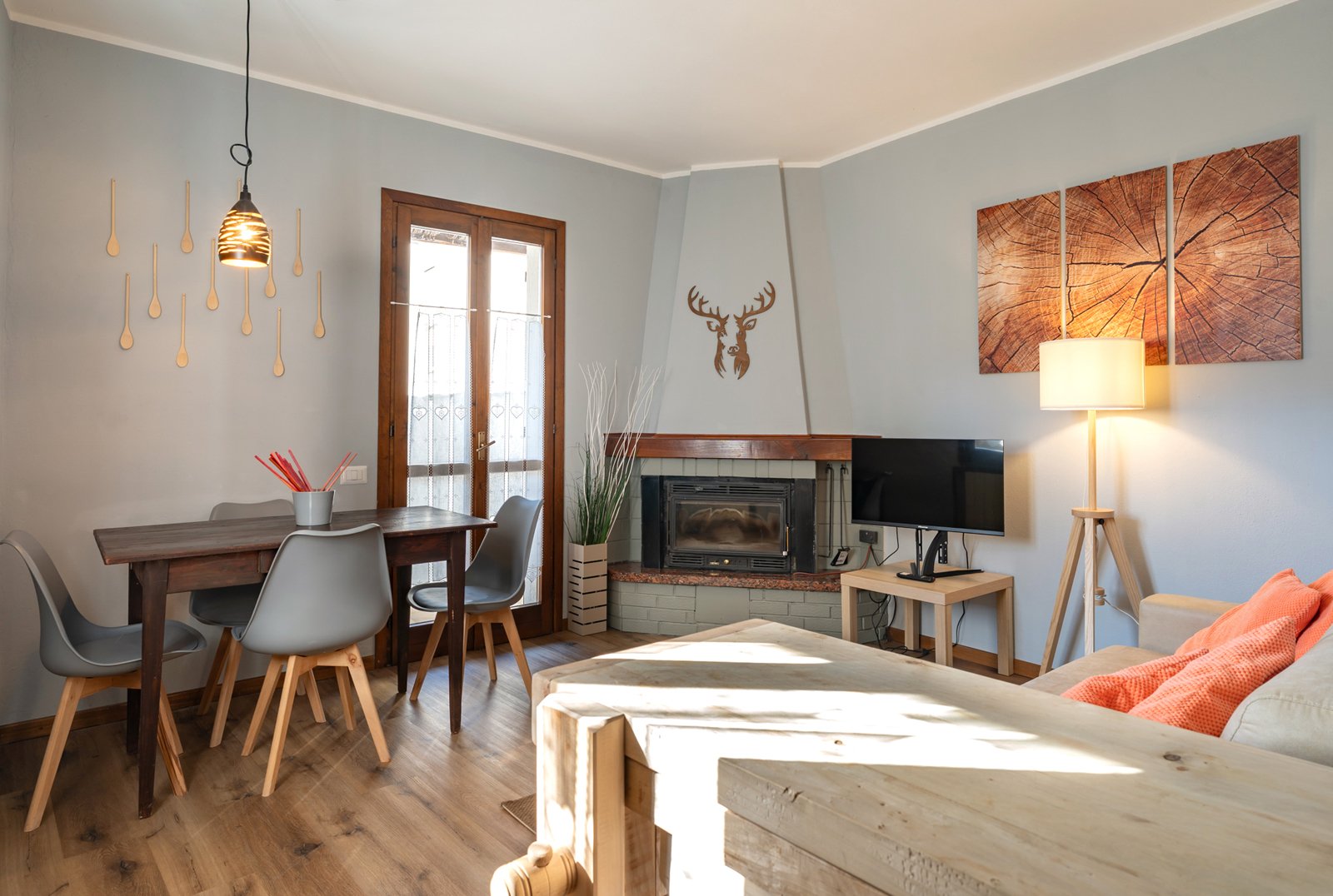 appartamento di montagna con camino